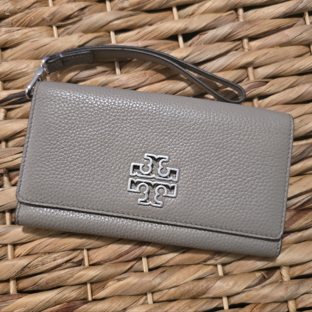 TORY BURCH Wristlet